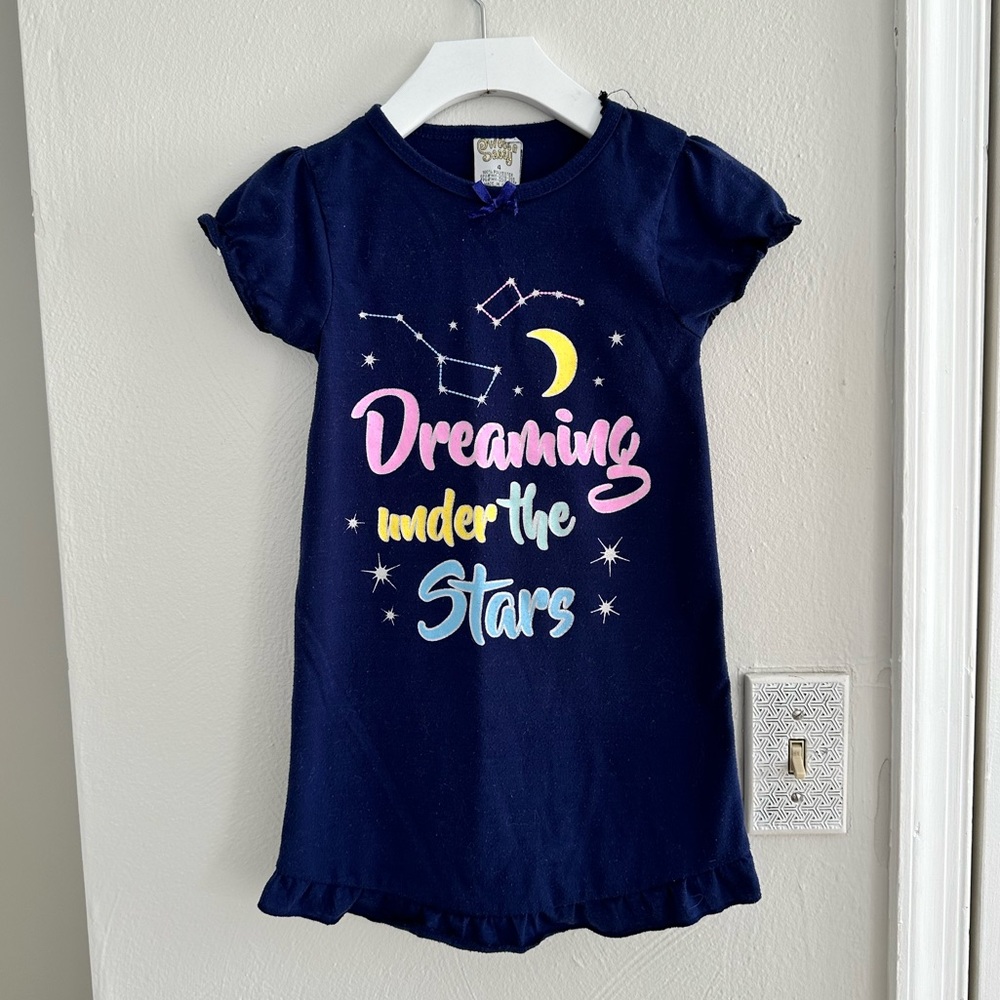 Sweet and Sassy nightgown sz: 4